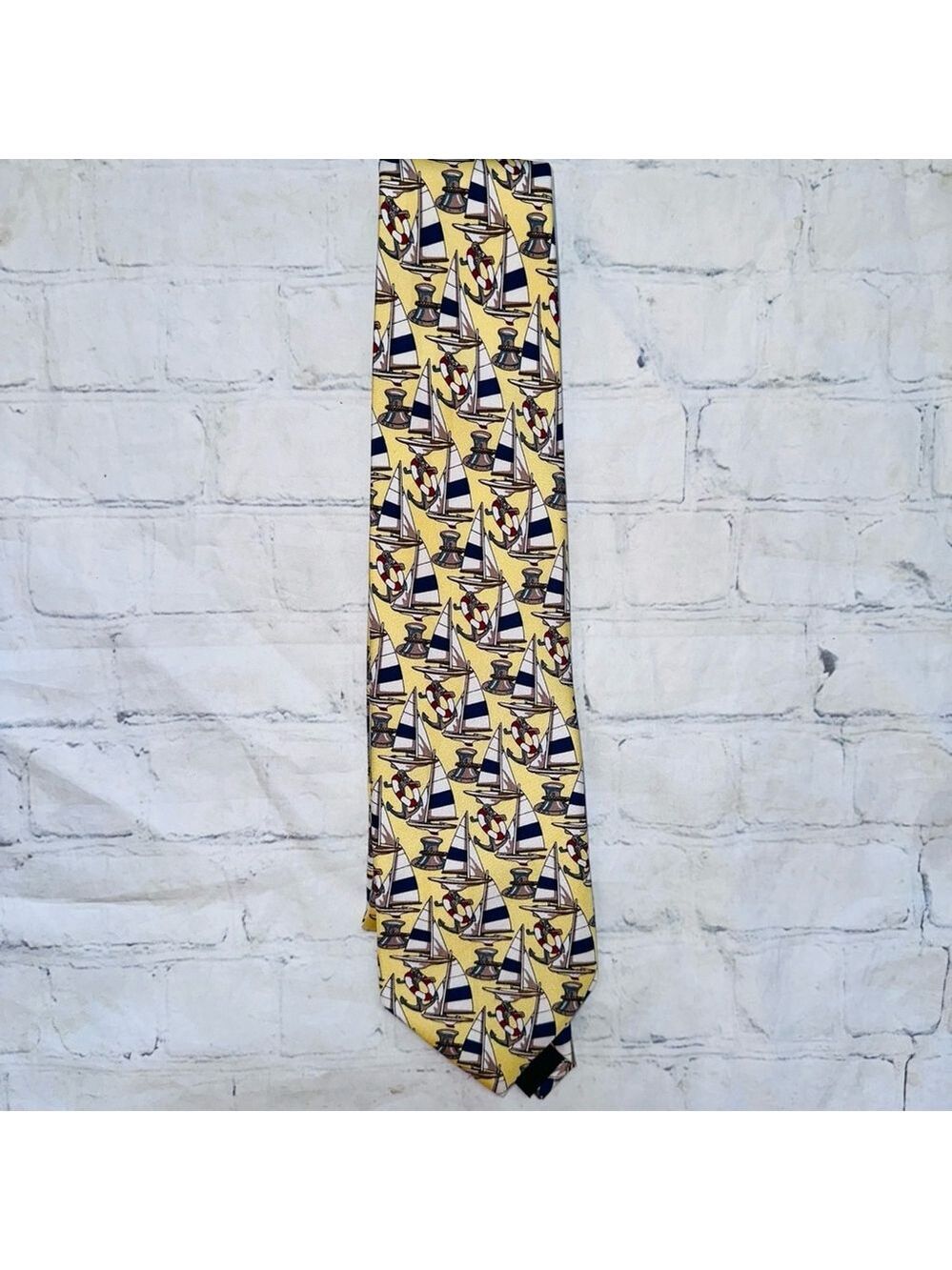 NWOT Men’s Handmade Rivetz Of Boston Yellow Nautical Sailboat Themed Necktie
